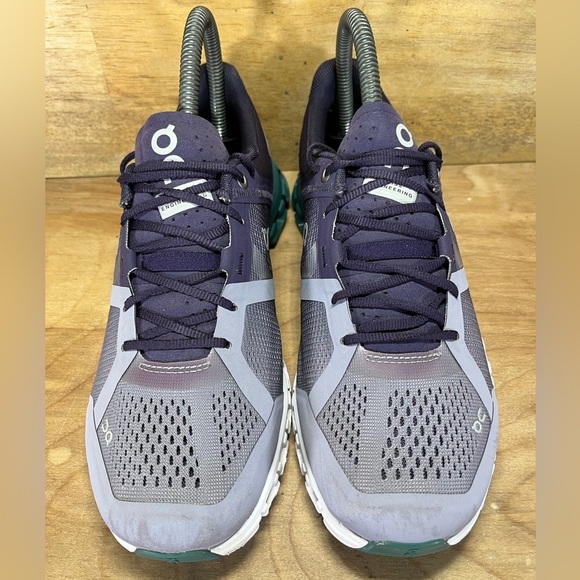 On CloudFlow REFLECTIVE Womens Size 6.5 Running Shoes Sneakers Violet Green - Picture 3 of 11